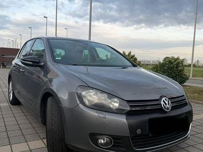 Usata VW Golf VI Comfortline 105 CV (77 kW) 2011 Grigio Utilitaria