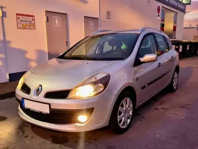 Gebraucht Renault Clio 101 PS (74 kW) 2008 Kombi