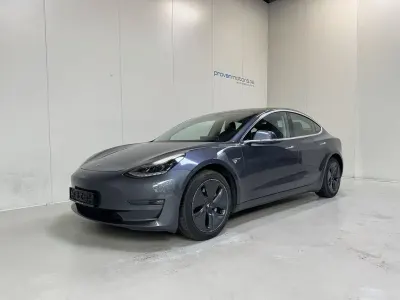 Gebraucht Tesla Model 3 Standard Range 225 kW (306 PS) 2019 Grau Limousine