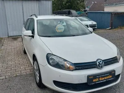 Gebraucht VW Golf VII 105 PS (77 kW) 2013 Weiß Kombi