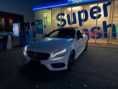 Weiß Gebraucht 2018 Mercedes C250 AMG line Coupé | 26.499 € (Teuer)