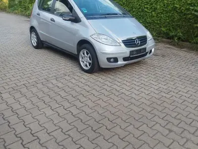 Gebraucht Mercedes A150 Classic 95 PS (69 kW) 2006 Silber Van / Kleinbus