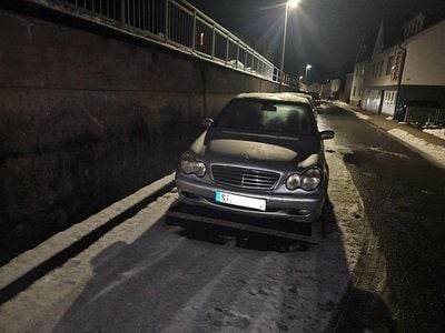 Gebraucht Mercedes 240 170 PS (125 kW) 2000 Silber Limousine