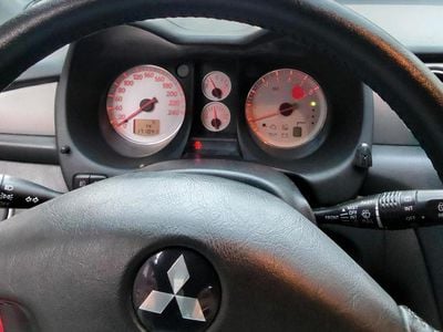 Gebraucht Mitsubishi Outlander 160 PS (117 kW) 2007 Rot SUV