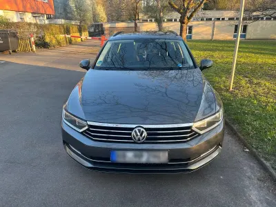 Gebraucht VW Passat Comfortline 150 PS (110 kW) 2015 Grau Kombi