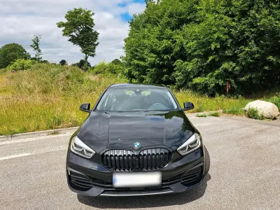 Gebraucht BMW 118 Advantage 140 PS (102 kW) 2020 Schwarz Kleinwagen