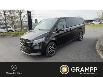 Second-hand Mercedes V300 Avantgarde 237 CP (174 kW) 2025 Negru Monovolum