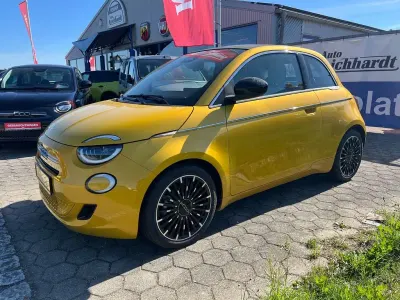 Neu Fiat 500C La Prima 65 PS (47 kW) 2026 Blau Cabrio