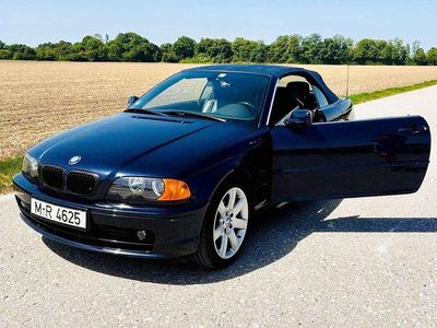 BMW 323