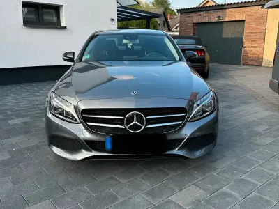 Gebraucht Mercedes C180 Avantgarde 156 PS (114 kW) 2018 Grau Limousine