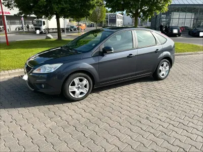 Gebraucht Ford Focus 90 PS (66 kW) 2011 Grau Kombi