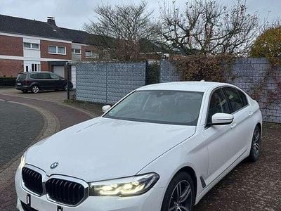 Weiß Gebraucht 2021 BMW 520 Limousine | 25.990 € (Teuer)