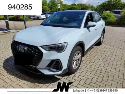 Gebraucht Audi Q3 Ambiente 190 PS (139 kW) 2023 Grau SUV
