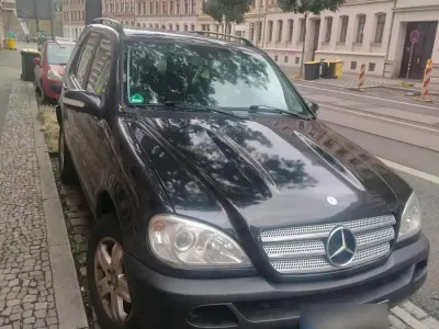 Gebraucht Mercedes ML350 Edition 163 PS (119 kW) 2005 Schwarz SUV