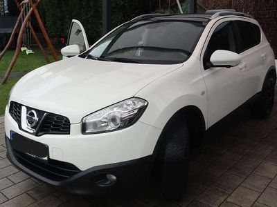 Gebraucht Nissan Qashqai Acenta 117 PS (86 kW) 2012 Weiß SUV