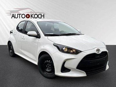 Gebraucht Toyota Yaris Hybrid Business Edition 92 PS (67 kW) 2025 Weiß Limousine