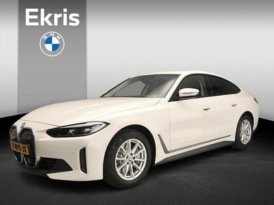 Second-hand BMW i4 Sport Line 250 kW (340 CP) 2023 Alb Berlinǎ