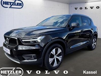 Gebraucht Volvo XC40 Momentum 163 PS (119 kW) 2021 Onyx black / metallic SUV