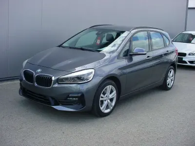 Gebraucht BMW 218 150 PS (110 kW) 2021 Mineralgrau metallic Van / Kleinbus