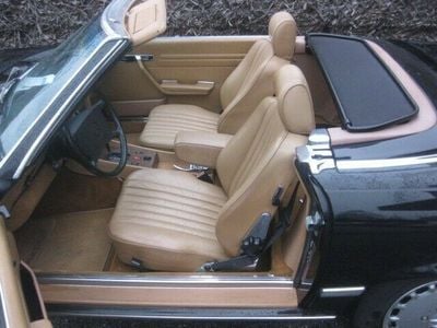 Gebraucht Mercedes 560 231 PS (169 kW) 1988 Schwarz Cabrio
