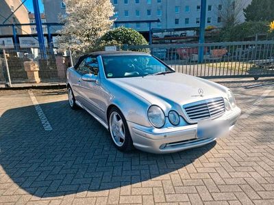 Second-hand Mercedes CLK230 AMG 193 CP (141 kW) 2000 Argintiu Cabrio