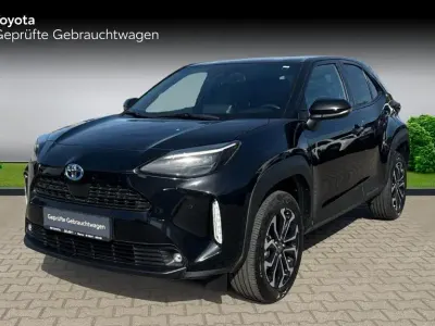 Gebraucht Toyota Yaris Cross Team 116 PS (85 kW) 2021 Schwarz SUV