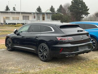 Usata VW Arteon R 320 CV (235 kW) 2022 Nero Station wagon