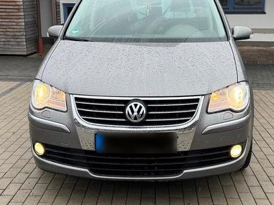 Gebraucht VW Touran 140 PS (102 kW) 2007 Grau Van / Kleinbus