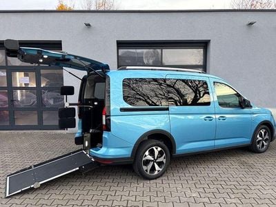 Gebraucht Ford Grand Tourneo Connect Active 114 PS (83 kW) 2022 Blau Van / Kleinbus