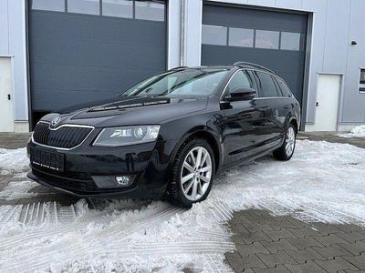 Schwarz Gebraucht 2016 Skoda Octavia Style Kleinwagen | 8.990 € (Fairer Preis)