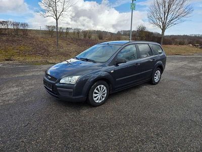 Gebraucht Ford Focus 125 PS (91 kW) 2006 Royalgrau met. Kombi