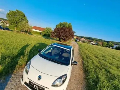 Gebraucht Renault Twingo Night&Day 76 PS (55 kW) 2009 Weiß Kleinwagen