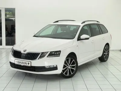 Gebraucht Skoda Octavia Soleil 150 PS (110 kW) 2020 Weiß Kombi