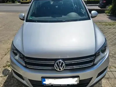 Gebraucht VW Tiguan 140 PS (102 kW) 2014 Silber SUV