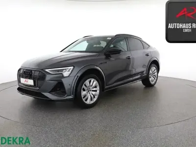 Gebraucht Audi e-tron Sportback Comfort 369 kW (503 PS) 2022 Grau (metallic) SUV