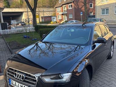 Gebraucht Audi A4 Ambition 143 PS (105 kW) 2012 Schwarz Kombi