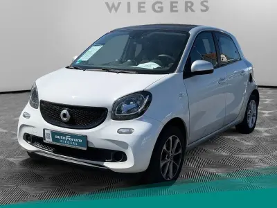 Usata Smart ForFour Passion 71 CV (52 kW) 2017 Bianco Utilitaria