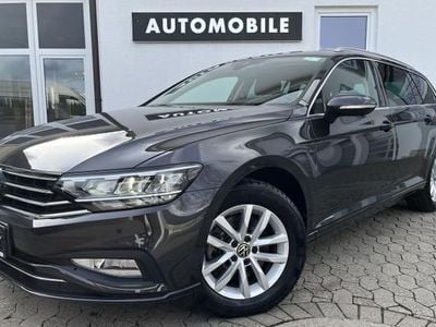 Gebraucht VW Passat Business 150 PS (110 kW) 2023 Grau Kombi