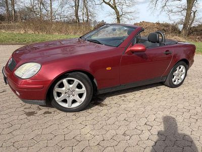 Gebraucht Mercedes SLK230 193 PS (141 kW) 1999 Rot Cabrio