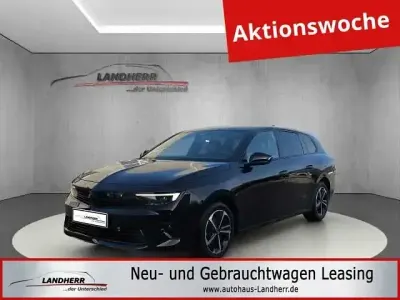 Używany Opel Astra 131 KM (96 kW) 2024 Czarny Kombi