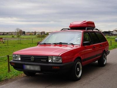 Second-hand VW Passat 75 CP (55 kW) 1987 Roșu Break