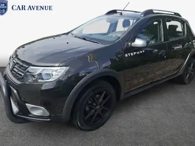Gebraucht Dacia Sandero Prestige 101 PS (74 kW) 2020 Farbton der karosserie perlmuttschwarz (schwarz) Limousine