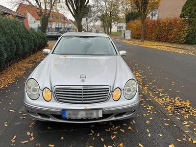 Mercedes E220