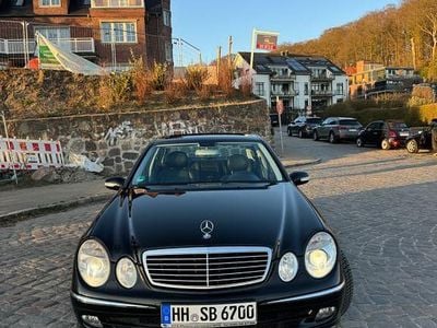 Gebraucht Mercedes E350 Avantgarde 272 PS (200 kW) 2005 Schwarz Limousine
