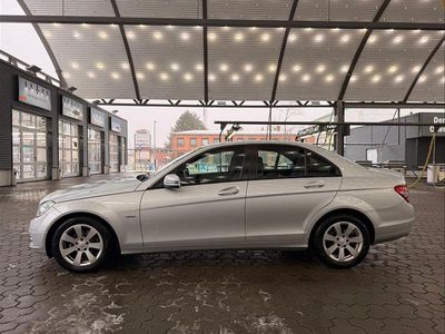 Gebraucht Mercedes C180 156 PS (114 kW) 2010 Silber Limousine