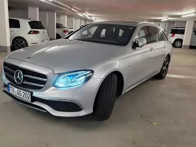 Gebraucht Mercedes E300 245 PS (180 kW) 2018 Silber Limousine
