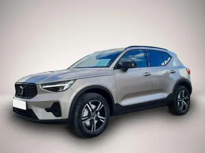 Gebraucht Volvo XC40 Plus 197 PS (144 kW) 2024 Manufacturer SUV