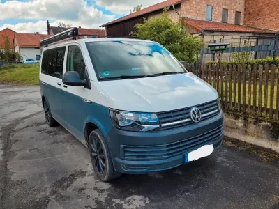 Gebraucht VW Transporter 102 PS (75 kW) 2017 Grau Van
