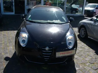 Gebraucht Alfa Romeo MiTo Turismo 95 PS (69 kW) 2010 Nero etna (metallic) Kleinwagen