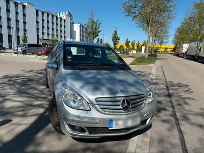 Mercedes B170